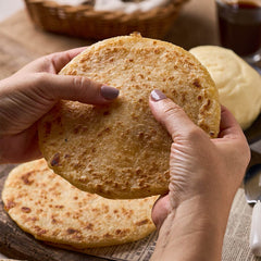Arepas de Yuca con Queso Costeño